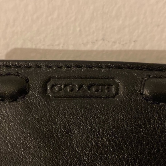 Women’s Coach Wallet - Picture 6 of 6